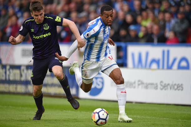 上的右后卫 上的右后卫